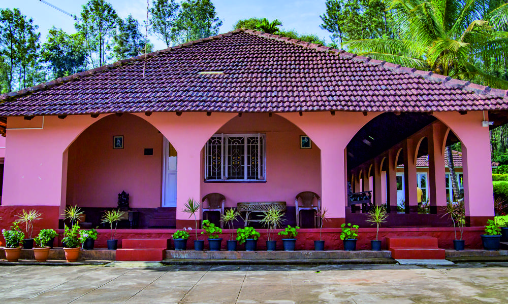 Pn Heritage Cottages Coorg Rooms Rates Photos Reviews Deals
